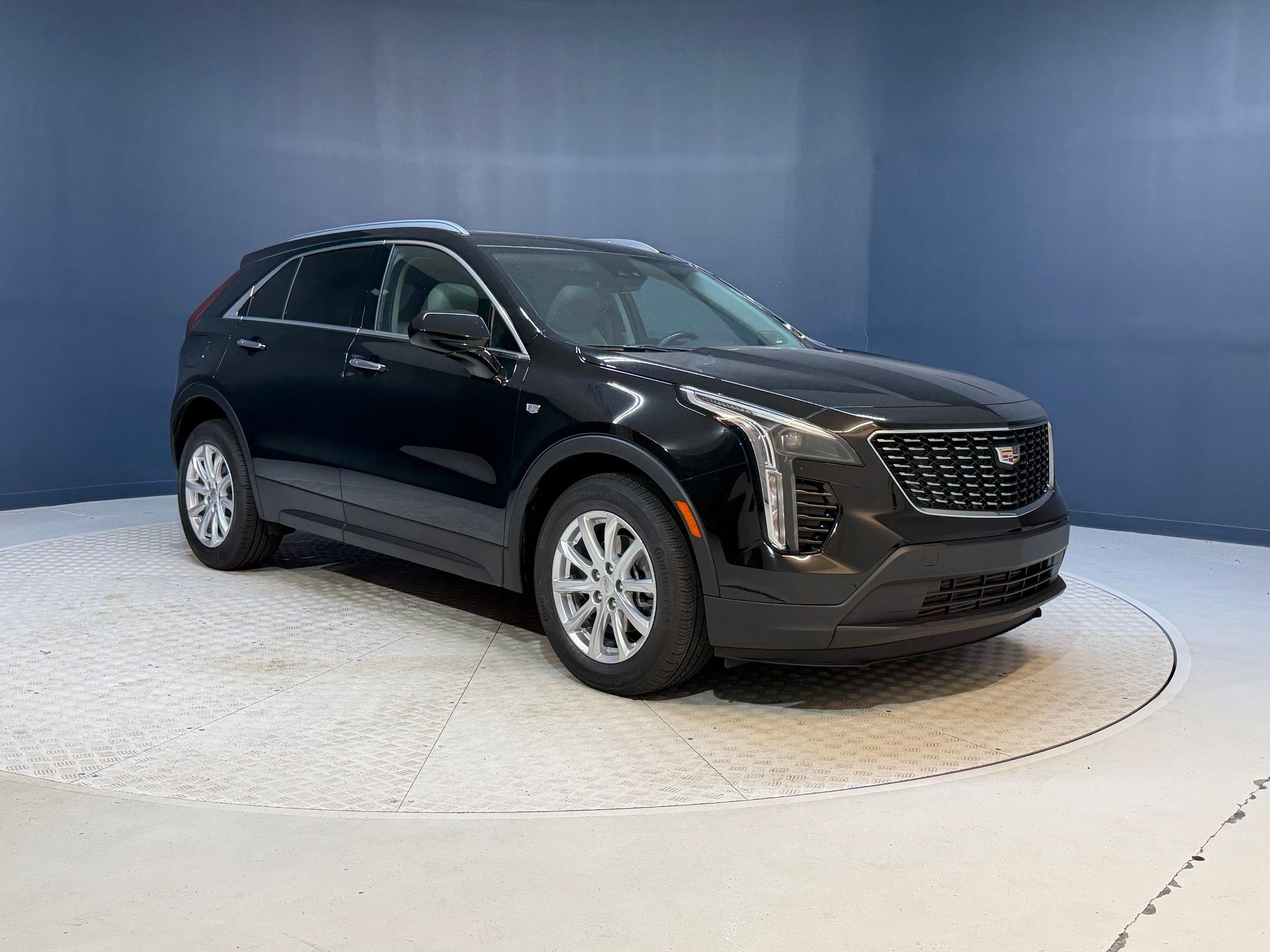 Used 2023 Cadillac XT4 Luxury FWD image 7