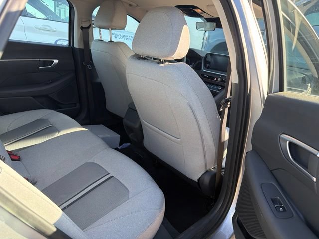 Used 2022 Hyundai Sonata SE FWD image 12