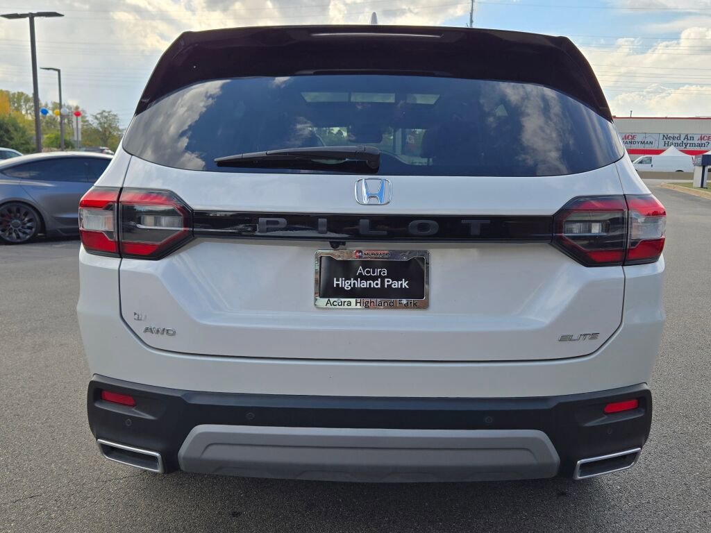 Used 2025 Honda Pilot Elite image 19