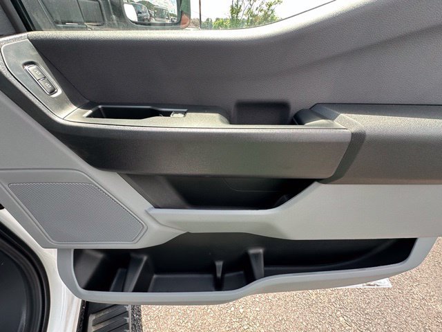 New 2026 Ford F550 4x4 Regular Cab Super Duty image 21