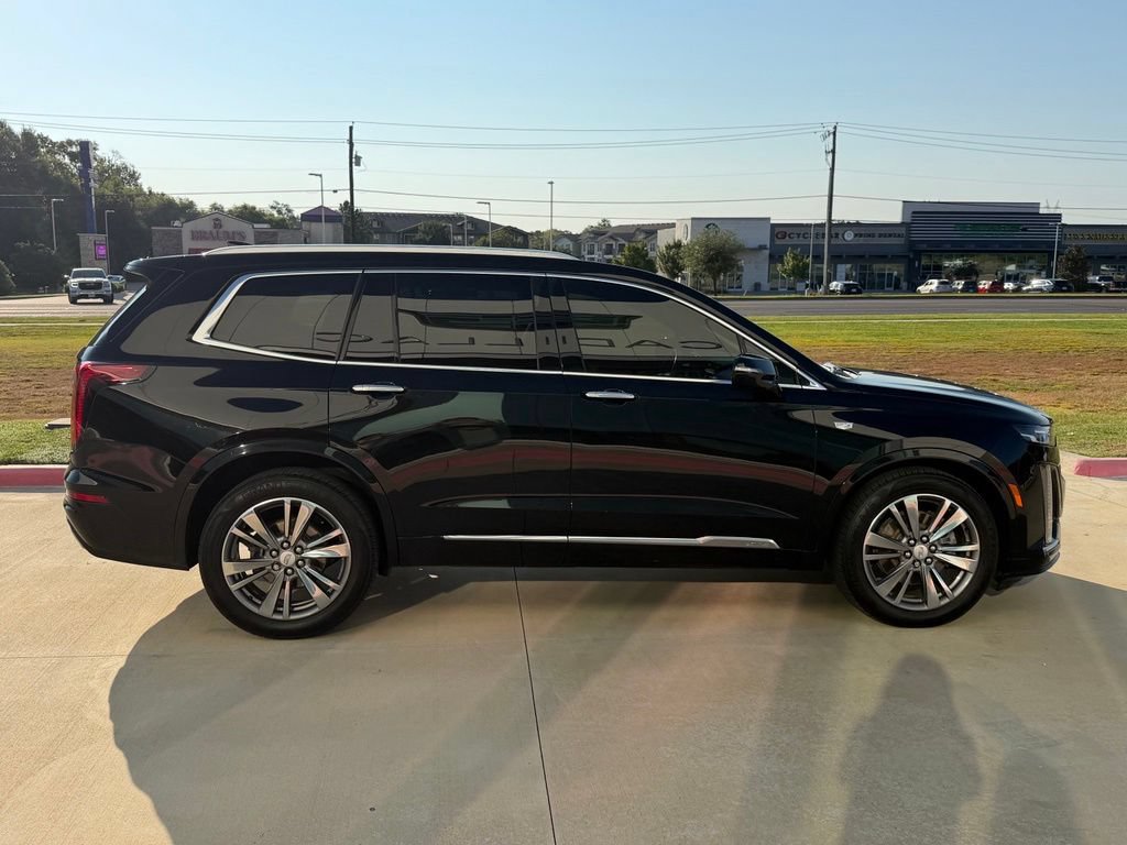 Used 2021 Cadillac XT6 Premium Luxury FWD image 7