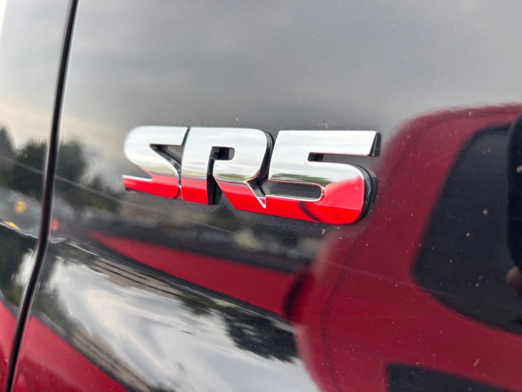 Used 2016 Toyota Tundra SR5 w/ TRD Off Road Package AWD/4WD image 13