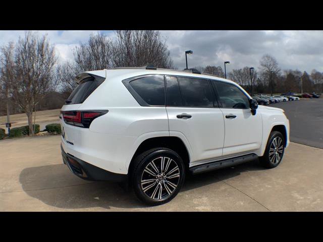 Certified 2025 Lexus LX 700h Luxury w/ Appearance Package image 8