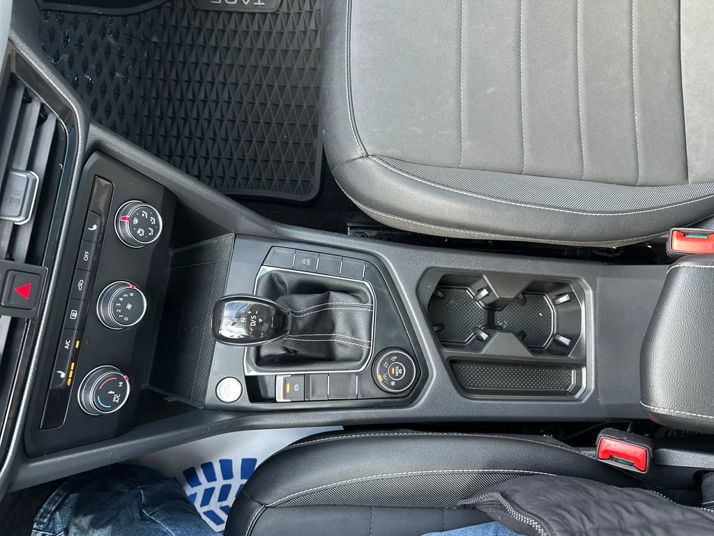 Certified 2022 Volkswagen Taos SE image 13