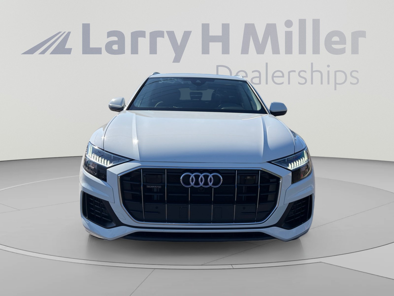 Used 2023 Audi Q8 Premium Plus AWD/4WD image 8