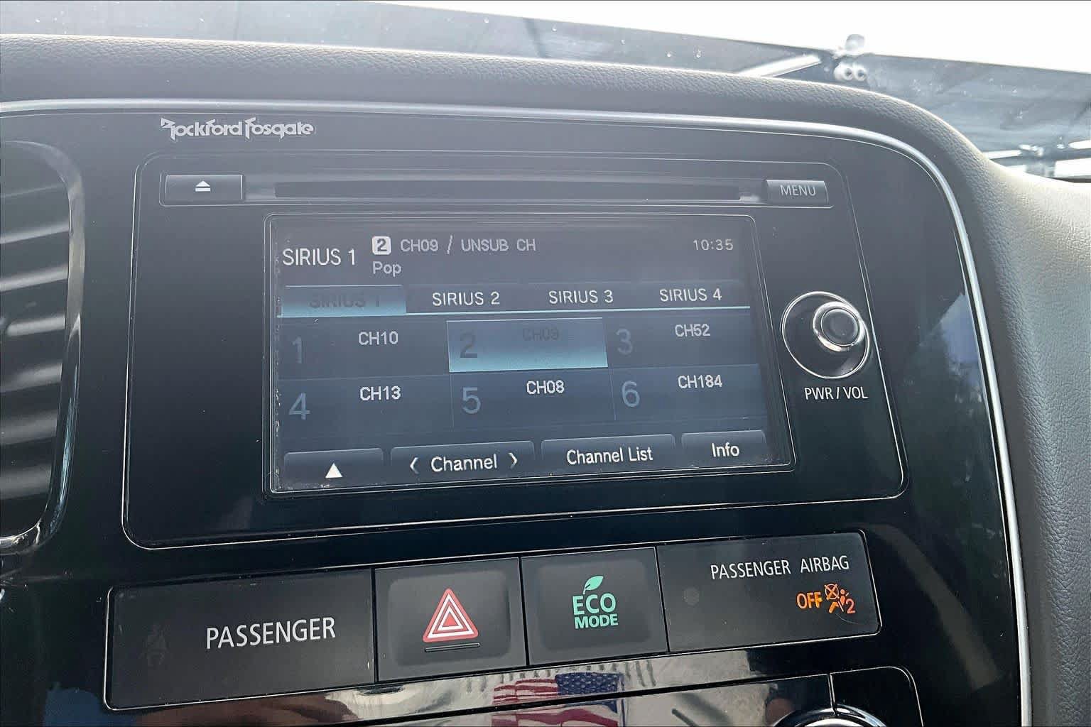 Used 2015 Mitsubishi Outlander SE FWD image 36
