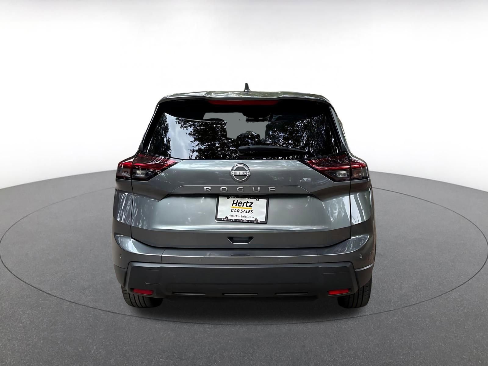 Used 2025 Nissan Rogue SV FWD image 6