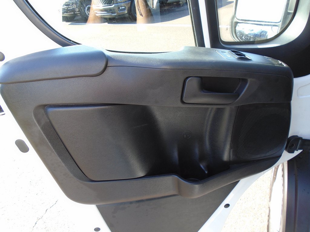 Used 2025 RAM ProMaster 2500 w/ U-Haul Equipment Group FWD image 6