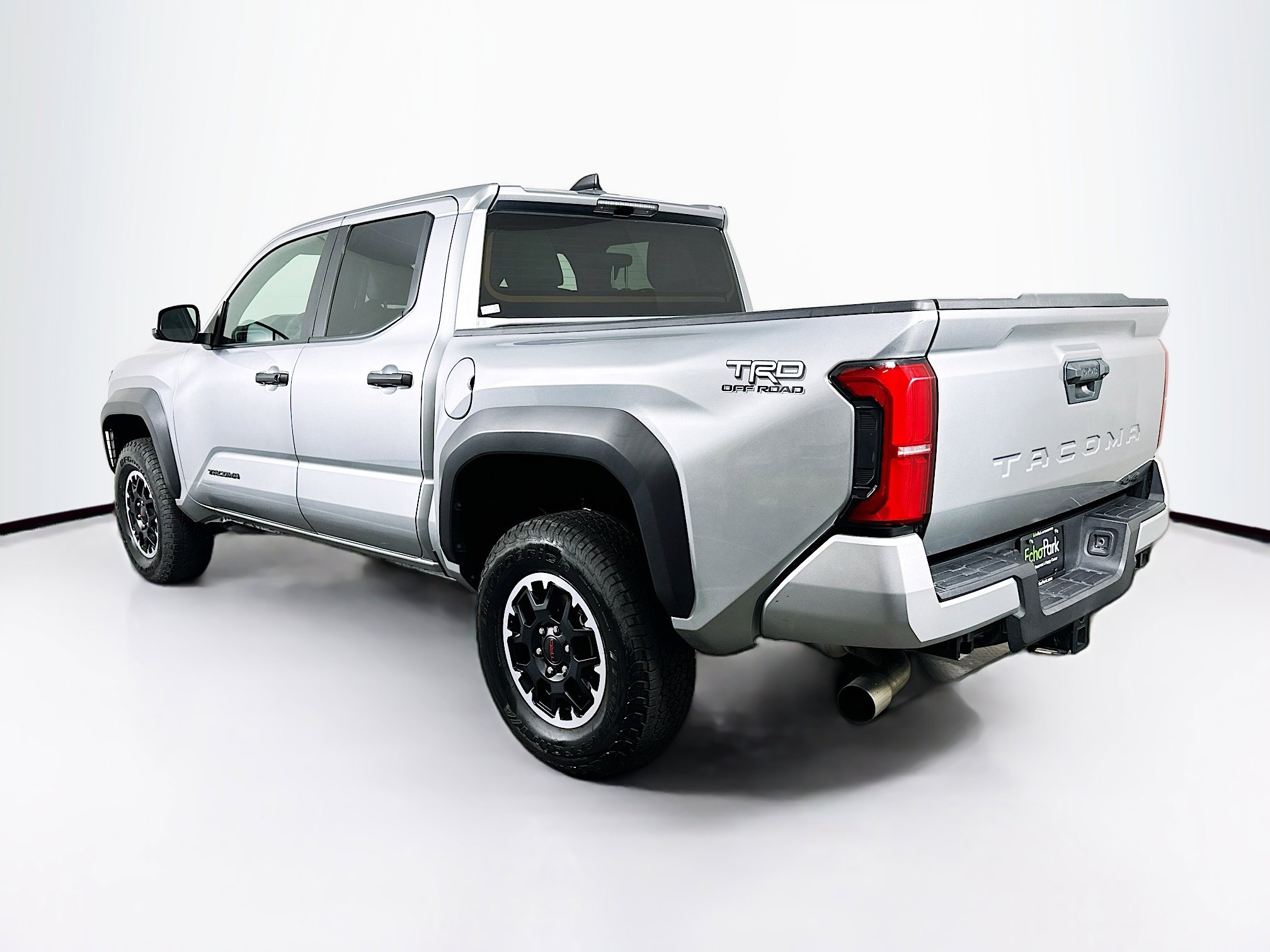 Used 2025 Toyota Tacoma TRD Off-Road AWD/4WD image 5