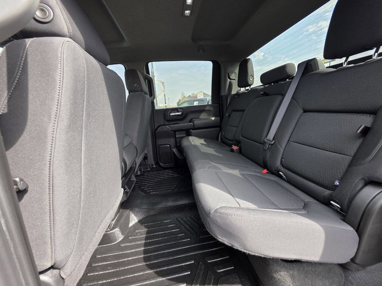 Used 2023 Chevrolet Silverado 2500 Custom w/ Custom Value Package image 22