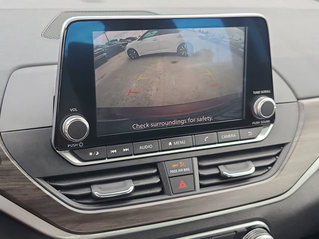 Used 2024 Nissan Altima 2.5 SV FWD image 32
