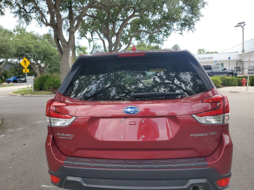 Used 2020 Subaru Forester Limited AWD/4WD image 5