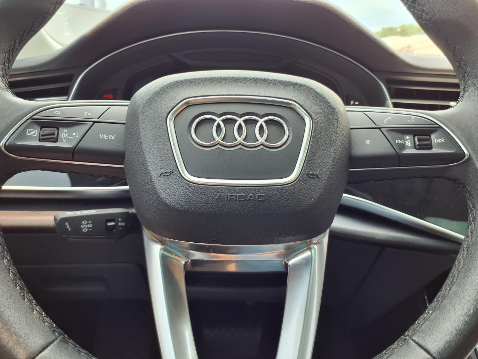 Used 2023 Audi Q8 Premium Plus AWD/4WD image 15