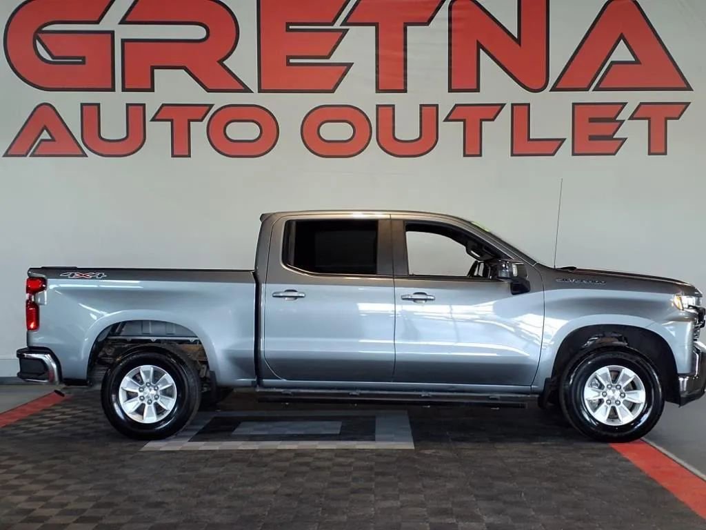 Used 2021 Chevrolet Silverado 1500 LT w/ Safety Package II AWD/4WD image 1