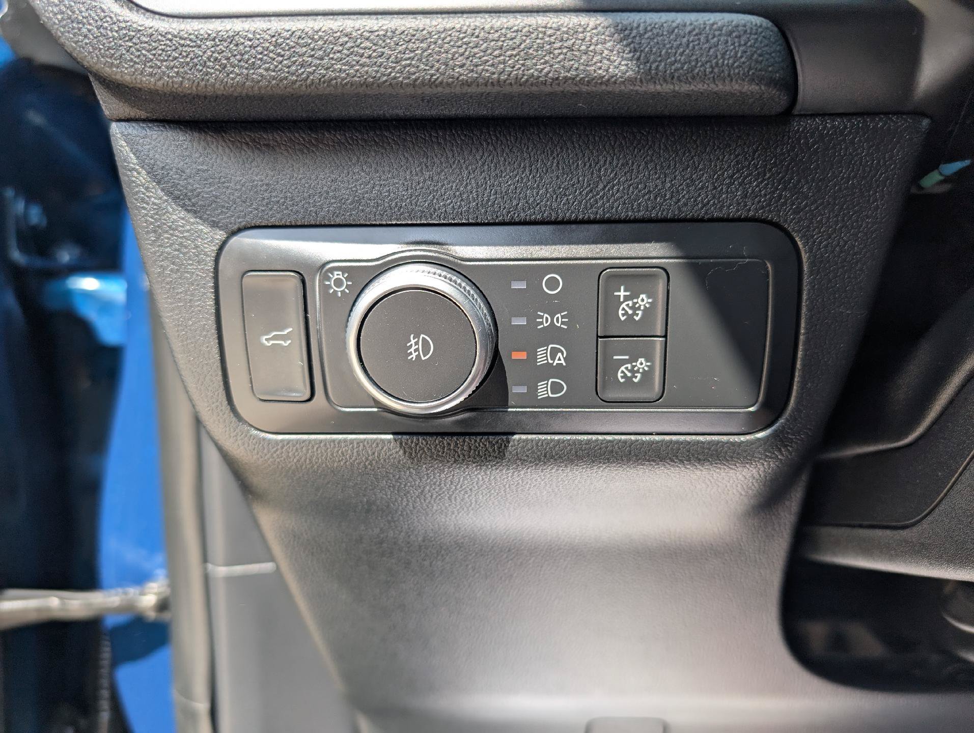 Used 2020 Ford Escape Titanium AWD/4WD image 20
