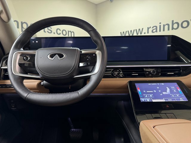 Used 2025 INFINITI QX80 Sensory image 10