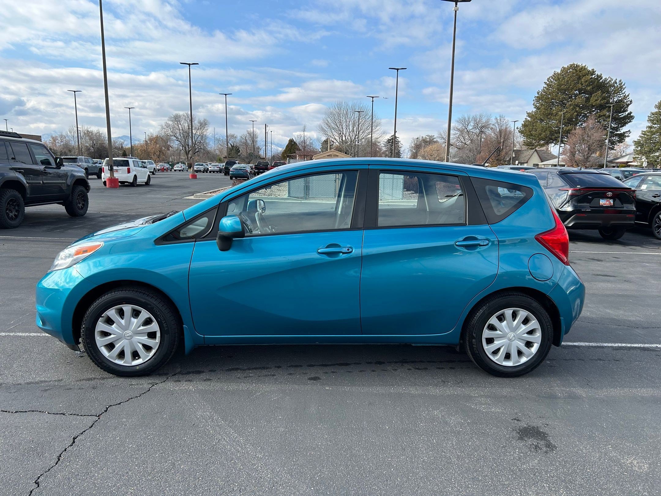 Used 2014 Nissan Versa Note SV w/ Convenience Package image 2