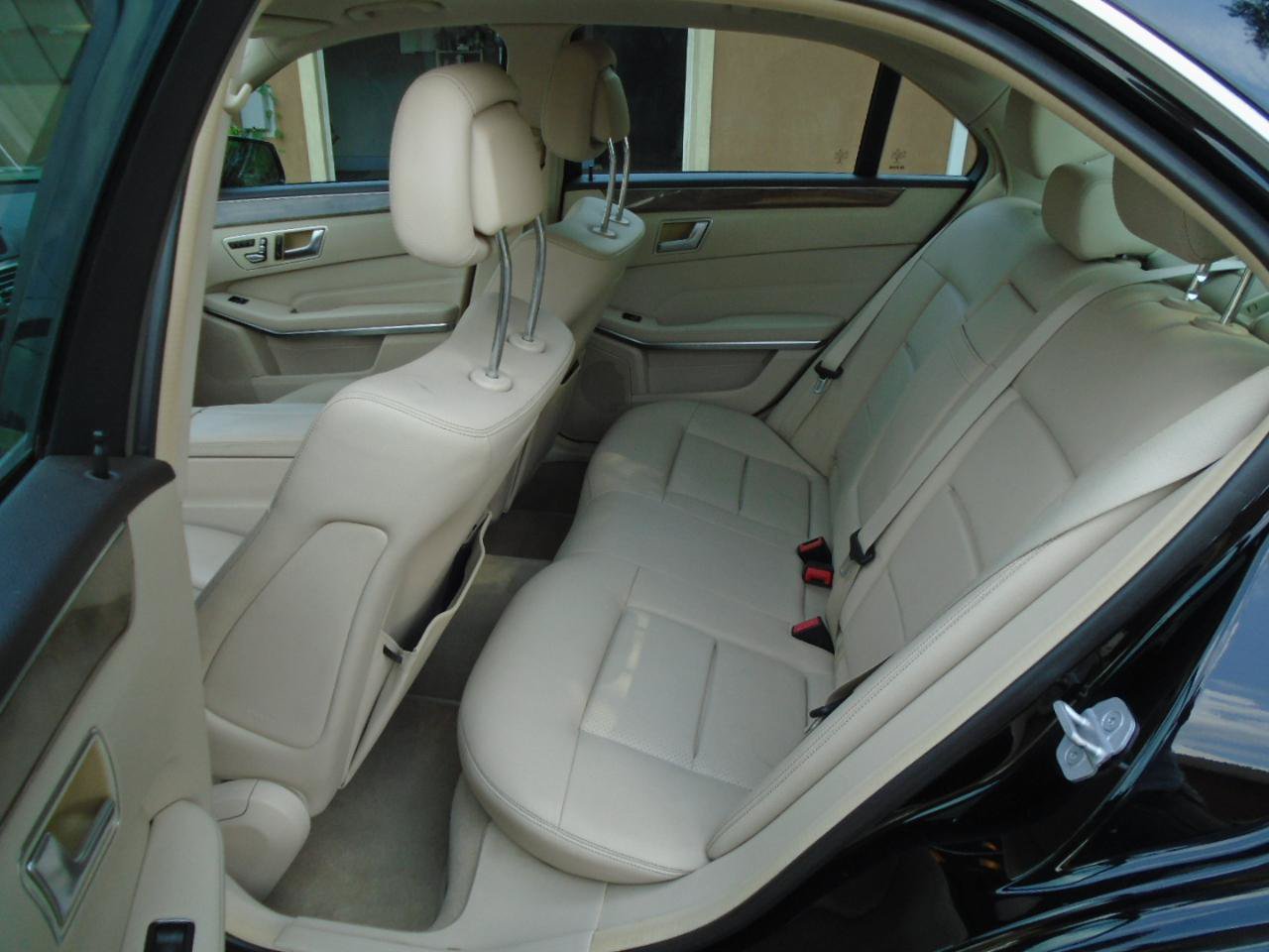 Used 2014 Mercedes-Benz E 350 Sedan image 9