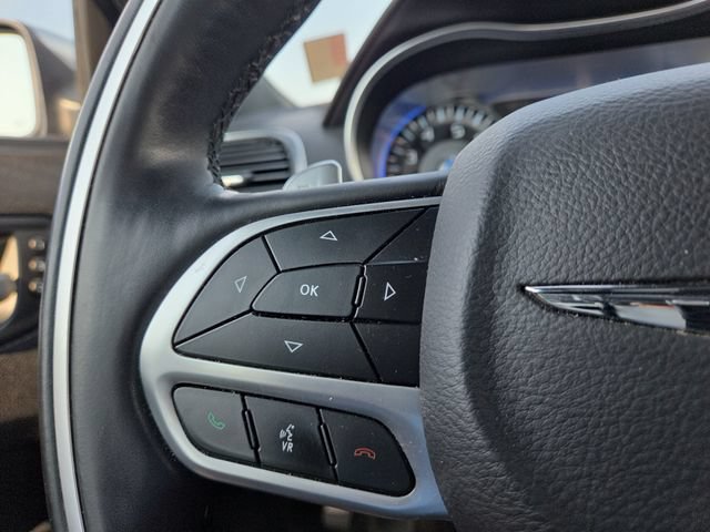 Used 2017 Chrysler 300 C Platinum w/ Safetytec Group II AWD/4WD image 18