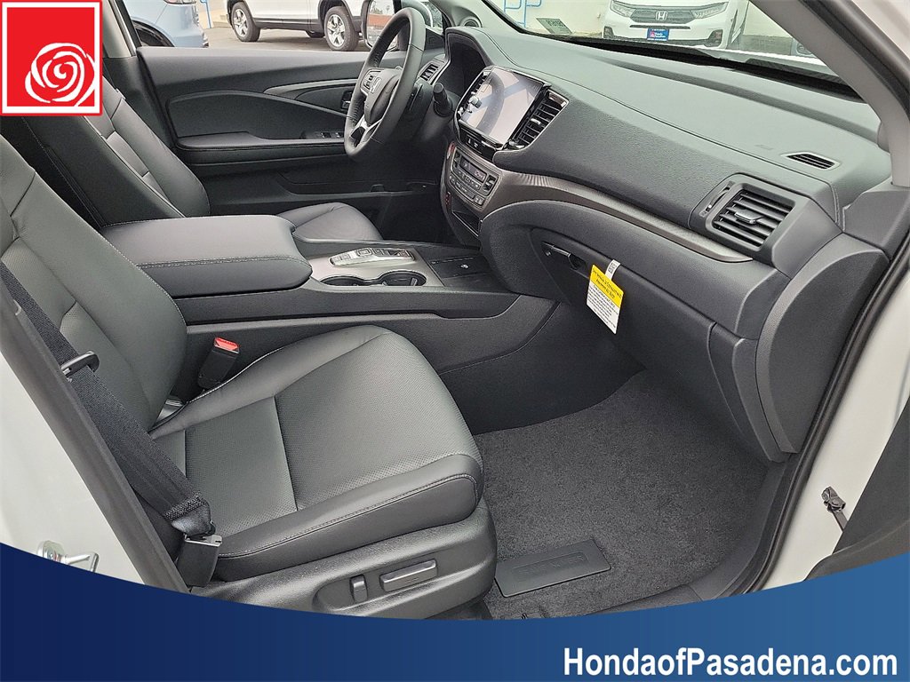 New 2025 Honda Ridgeline RTL image 13