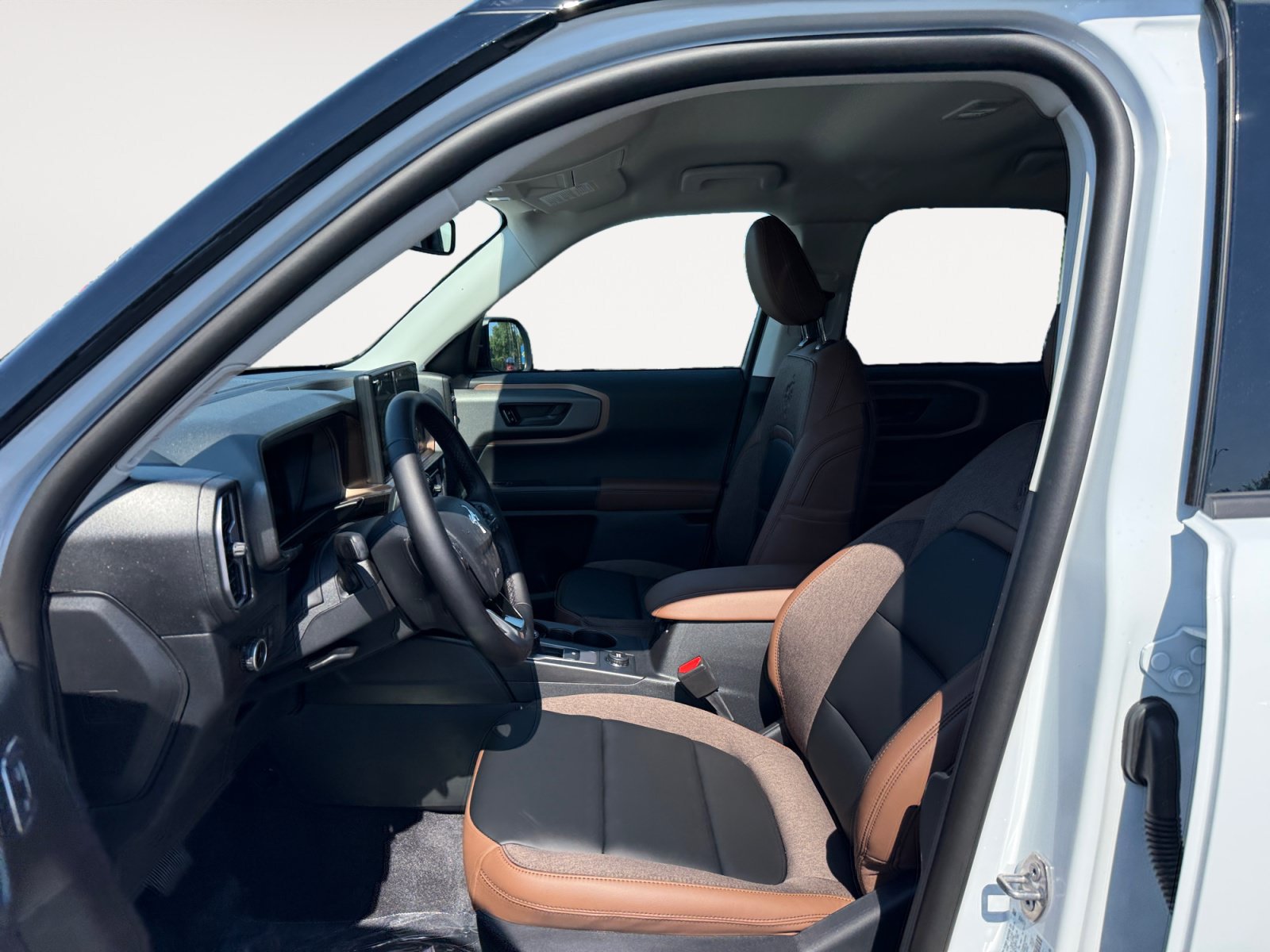 New 2026 Ford Bronco Sport Outer Banks w/ Outer Banks Tech Package+ AWD/4WD image 10