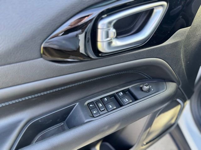 New 2026 Jeep Compass Limited image 13