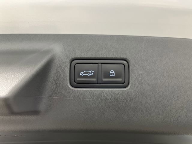 Used 2026 Hyundai Santa Fe Limited image 16