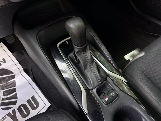 Used 2022 Toyota Corolla LE FWD image 35