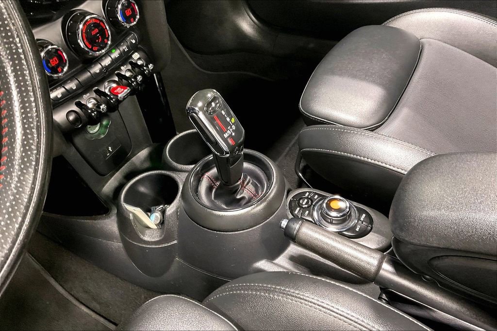 Used 2021 MINI Cooper John Cooper Works w/ 6.5" Touchscreen Package FWD image 17