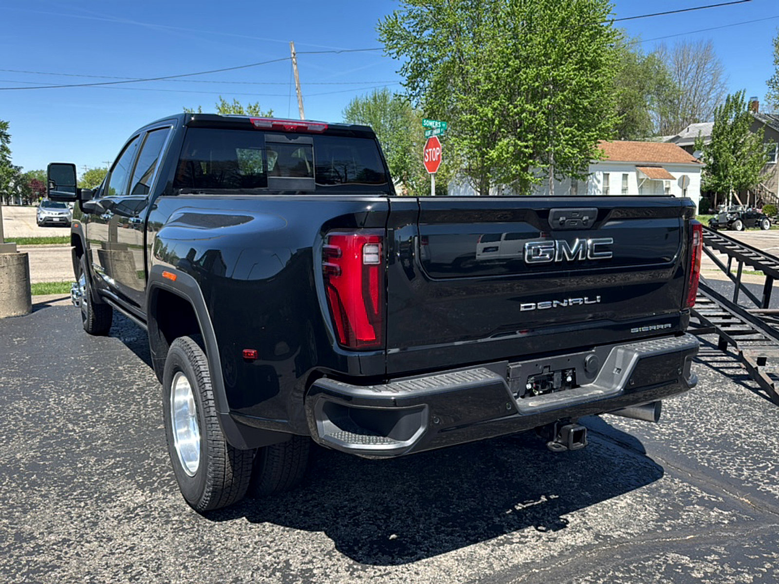 New 2026 GMC Sierra 3500 Denali Ultimate AWD/4WD image 6