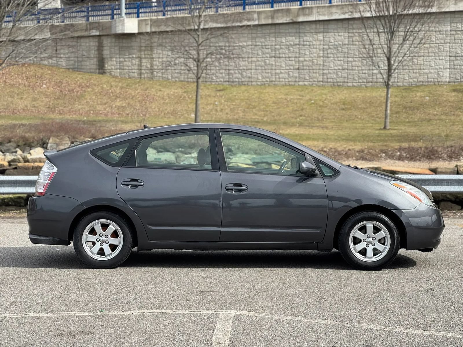 Used 2009 Toyota Prius FWD image 5
