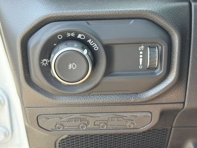 Used 2024 Jeep Wrangler Unlimited Sport AWD/4WD image 31