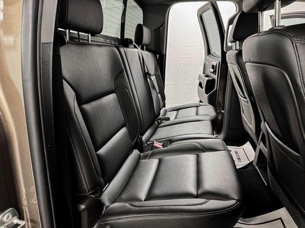 Used 2015 GMC Sierra 1500 SLE w/ SLE Value Package AWD/4WD image 9