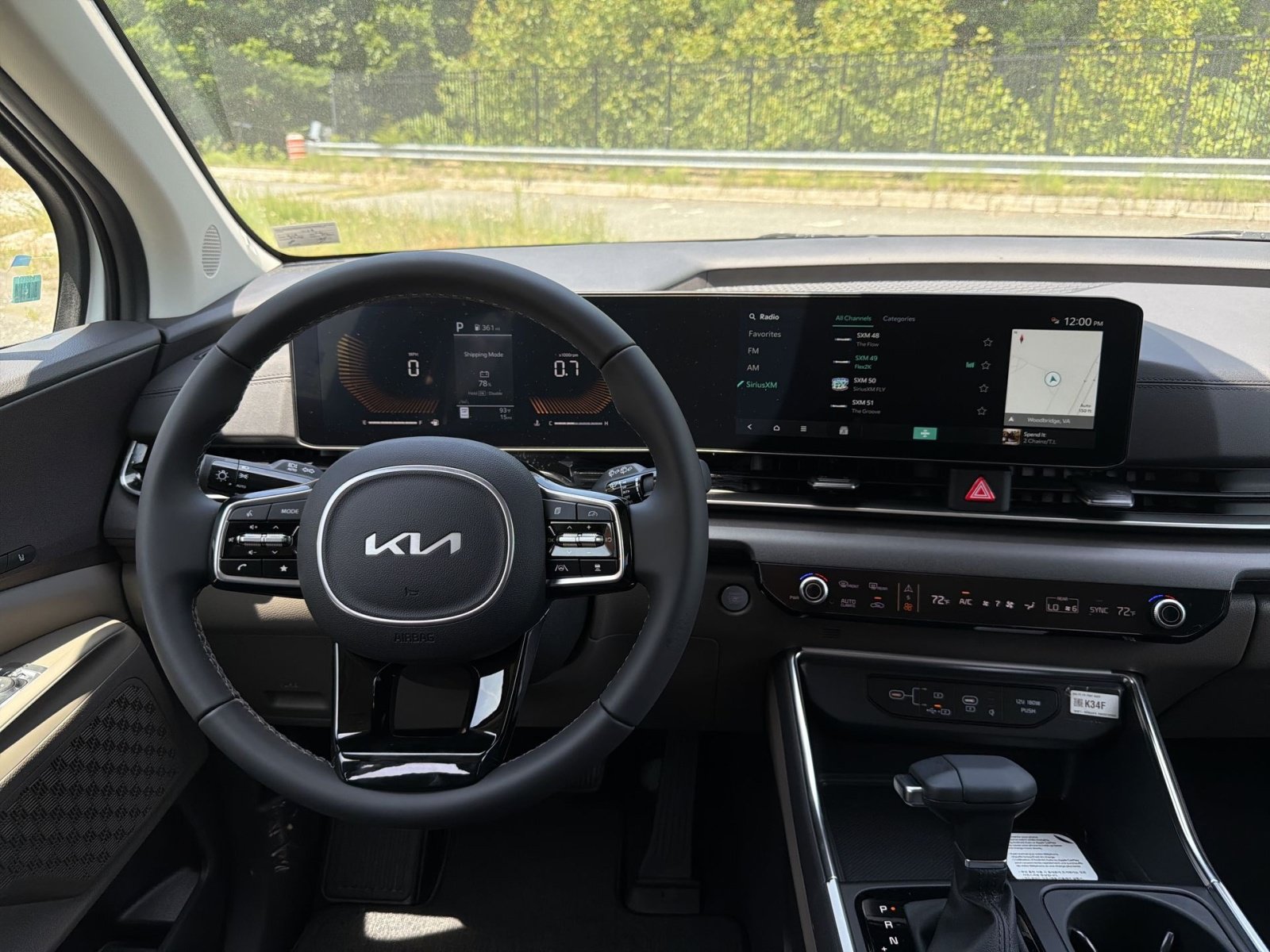 New 2026 Kia Carnival EX FWD image 27