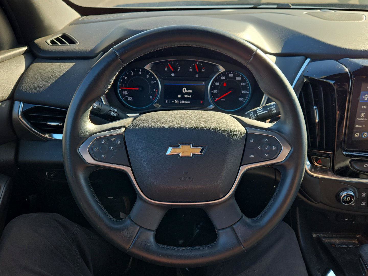 Used 2023 Chevrolet Traverse LT FWD image 18