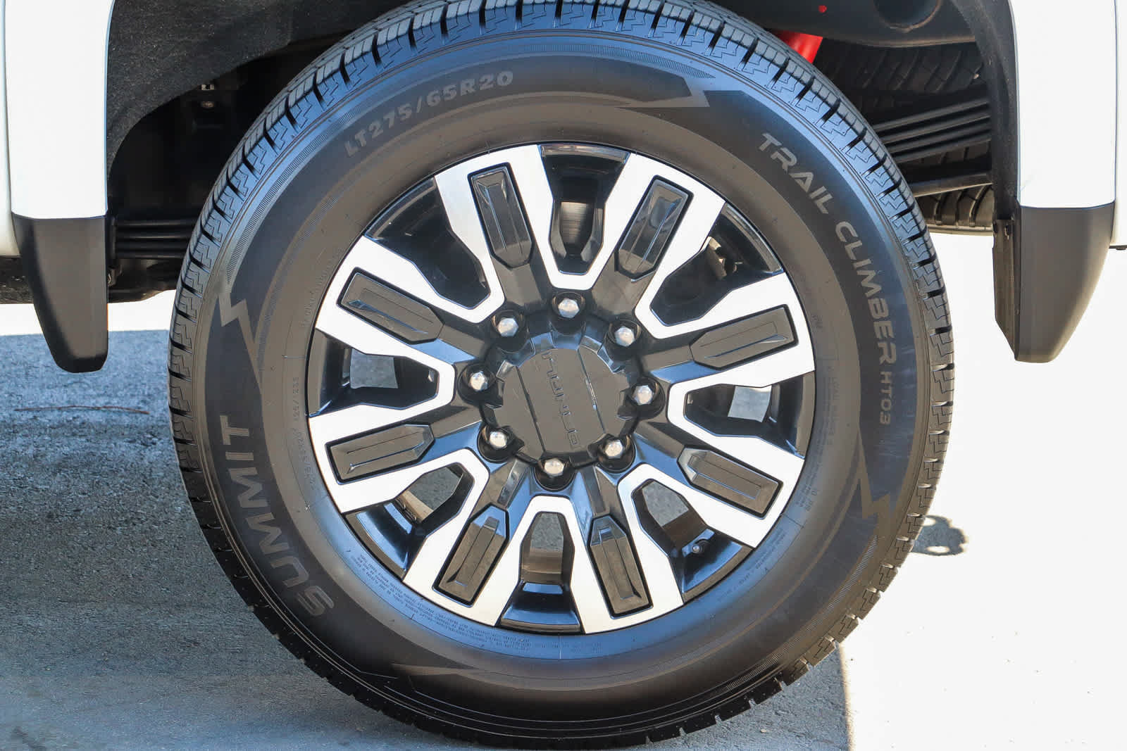 Used 2024 GMC Sierra 2500 Denali Ultimate AWD/4WD image 12