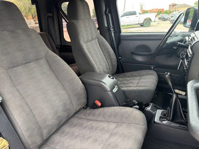 Used 2005 Jeep Wrangler X w/ Tire & Wheel Group (Ecco) AWD/4WD image 22