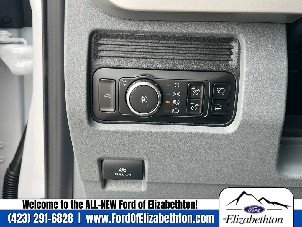 New 2025 Ford F350 XLT image 21