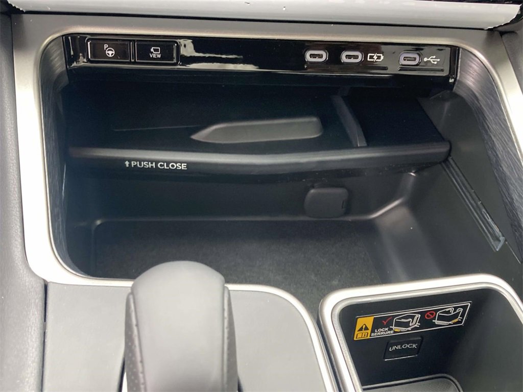 New 2026 Lexus TX 500h AWD image 16