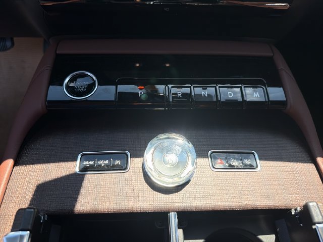 New 2026 Lincoln Navigator Reserve AWD/4WD image 31