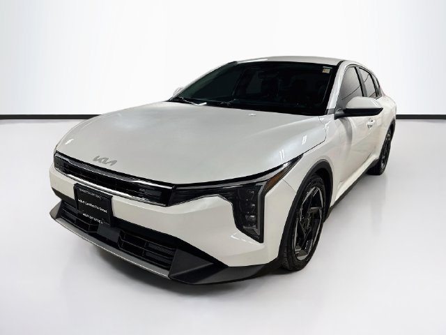 Certified 2025 Kia K4 EX FWD image 3