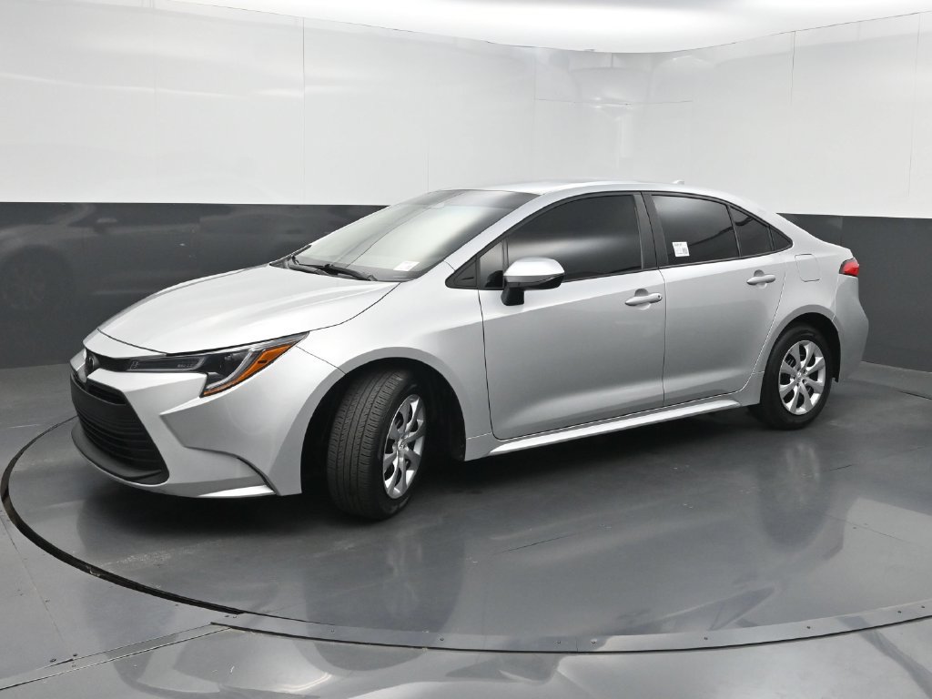 Used 2024 Toyota Corolla LE FWD image 20