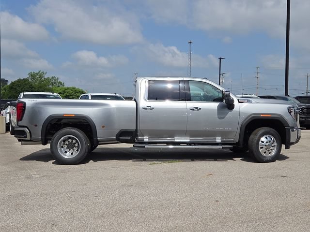 New 2026 GMC Sierra 3500 SLT w/ SLT Premium Package AWD/4WD image 22