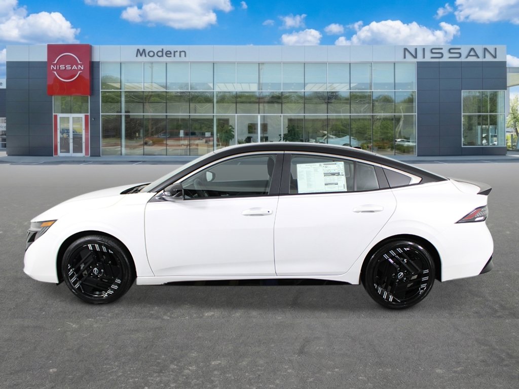 New 2027 Nissan Sentra SR w/ Floor Mat Package FWD video 2