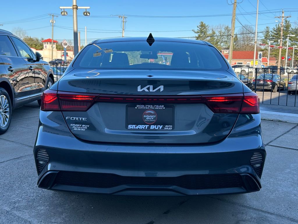 Used 2023 Kia Forte LXS image 7