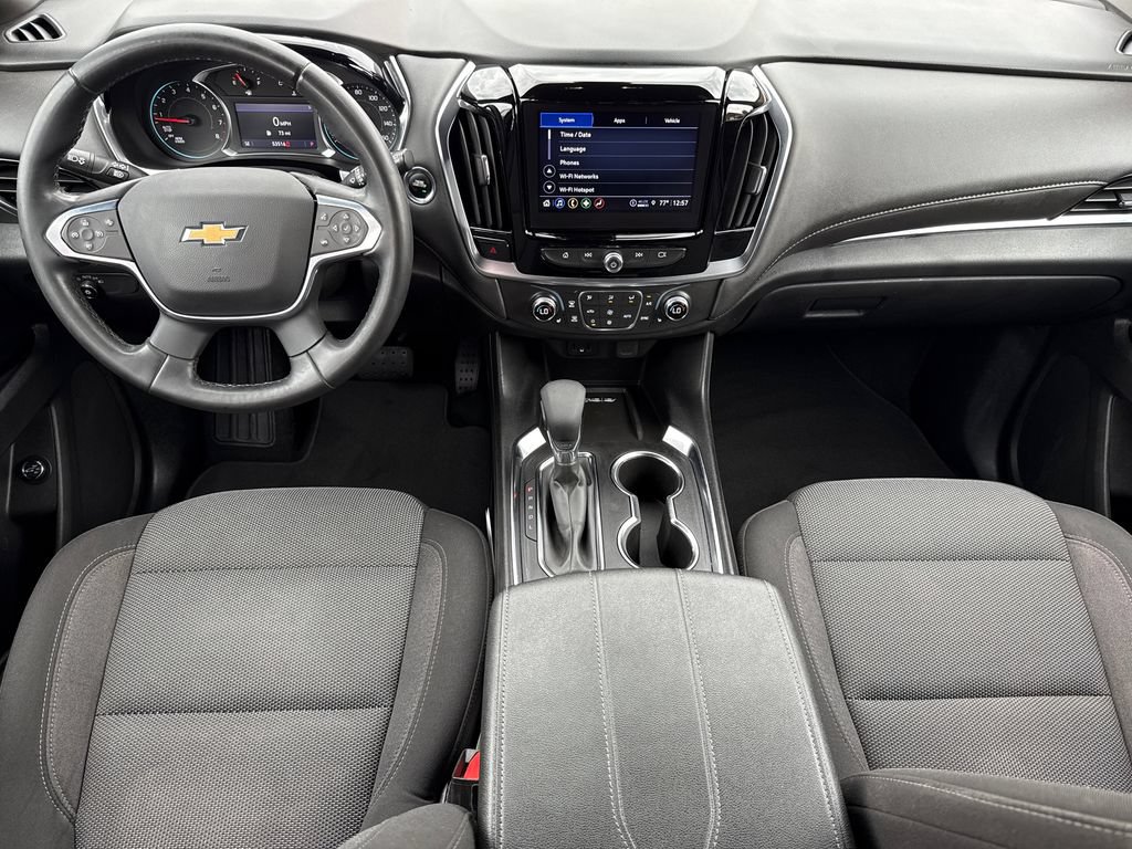 Used 2023 Chevrolet Traverse LT AWD/4WD image 12