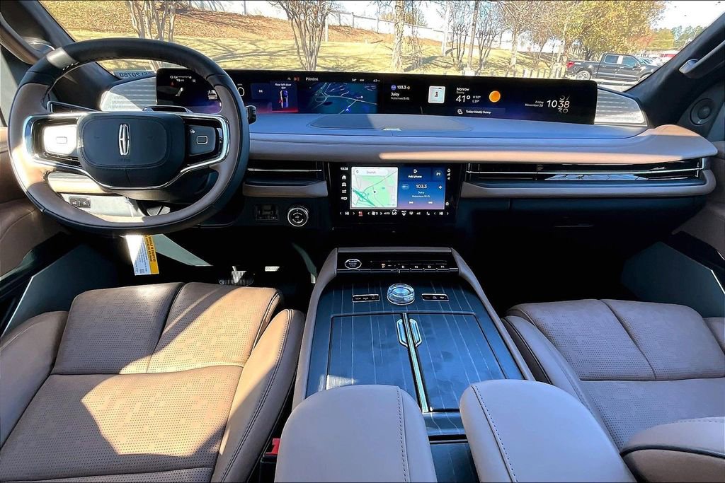 New 2025 Lincoln Navigator Black Label image 5