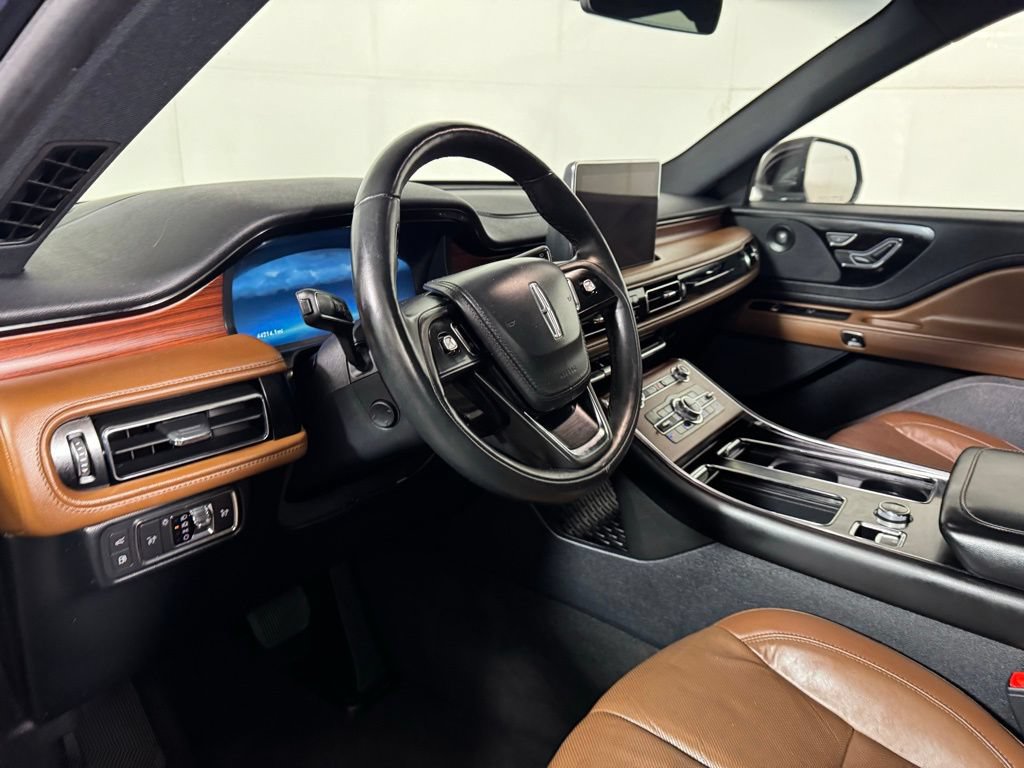 Certified 2023 Lincoln Aviator Grand Touring w/ Equipment Group 301A AWD/4WD image 31