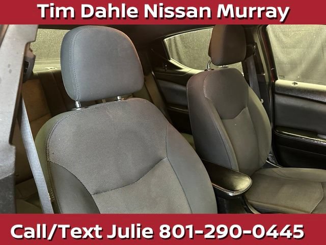 Used 2012 Dodge Avenger SE FWD image 16