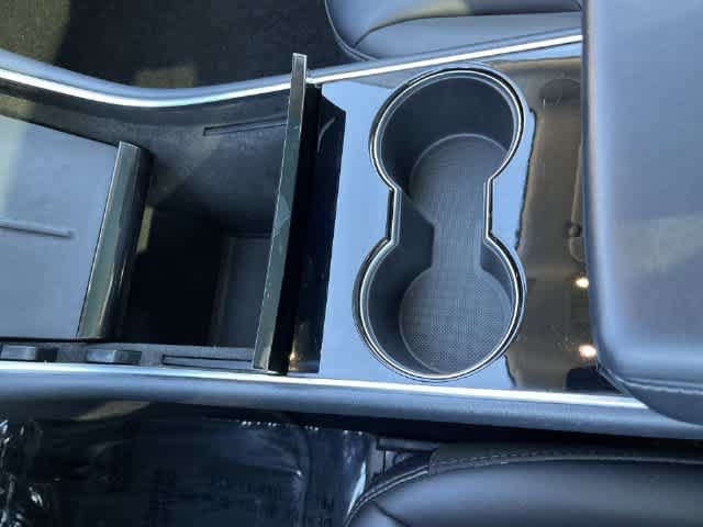 Used 2020 Tesla Model 3 Standard Range RWD image 23